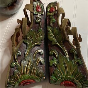 Valeria Lacerda hand Made Floral Wood Wedge Sz 8